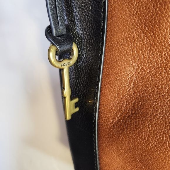 Fossil Tara Womens Leather Crossbody Purse Handbag in Brown/Black Colorblock - Picture 4 of 8